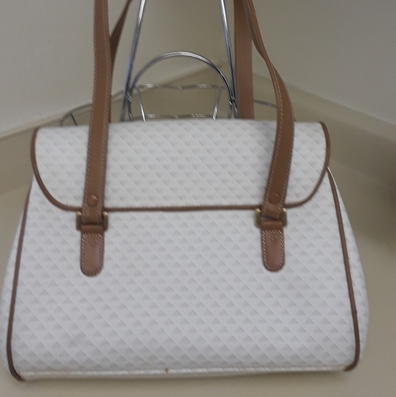 Liz Claiborne purse - Picture 2 of 3